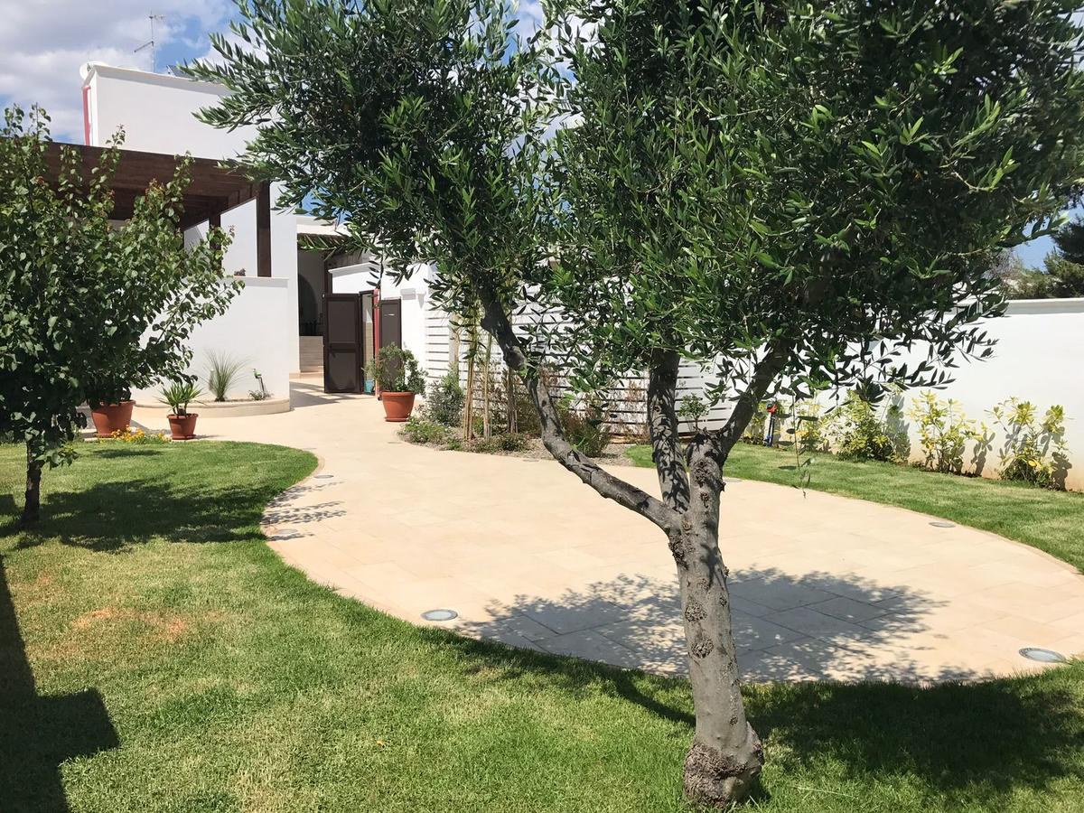 Chibia Casa Vacanze San Pietro in Bevagna Exteriör bild
